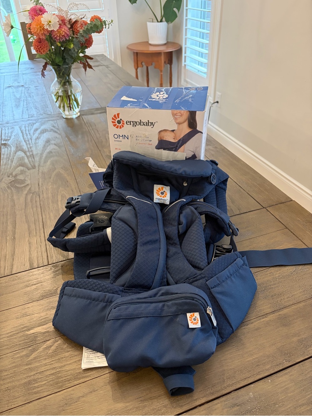 Ergobaby Omni Breeze in Navy